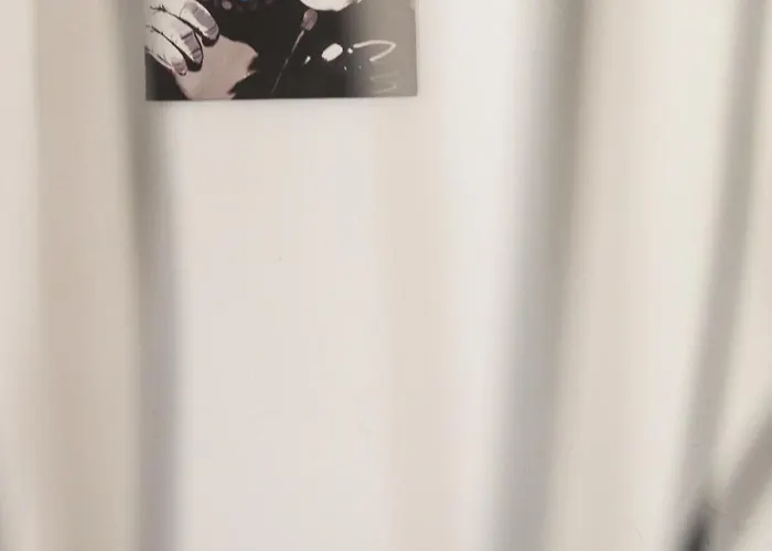 Banksy Inspired - Colli Albani