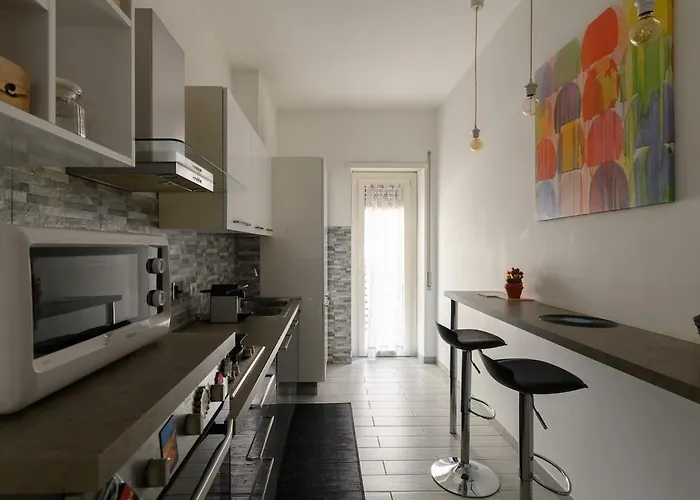 Banksy Inspired - Colli Albani Apartment *