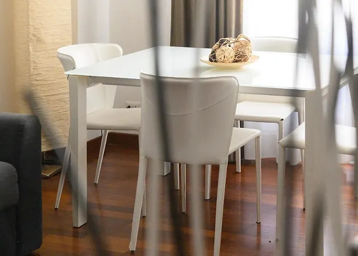 Apartment Banksy Inspired - Colli Albani Rom